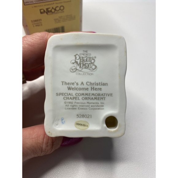 Precious Moments There's A Christian Welcome Here 528021 - Picture 2 of 6